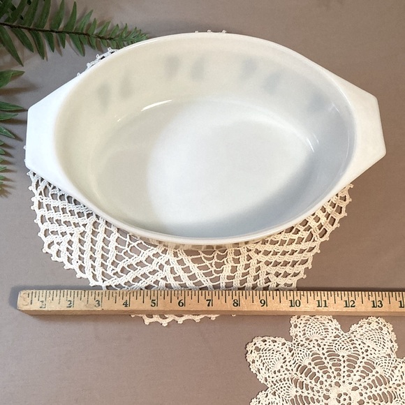Vintage Pyrex Golden Hearts Oval Casserole 1958 - Picture 16 of 16
